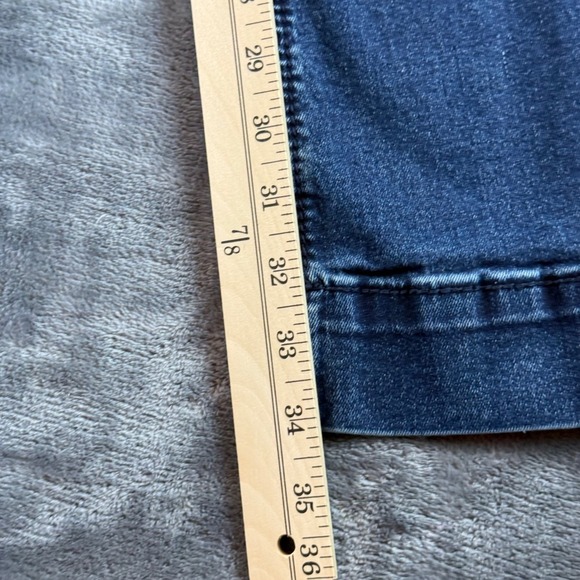 Rock & Roll Cowgirl Women's Jeans Mid Rise Flare Trouser Size 29X36 - Picture 11 of 13